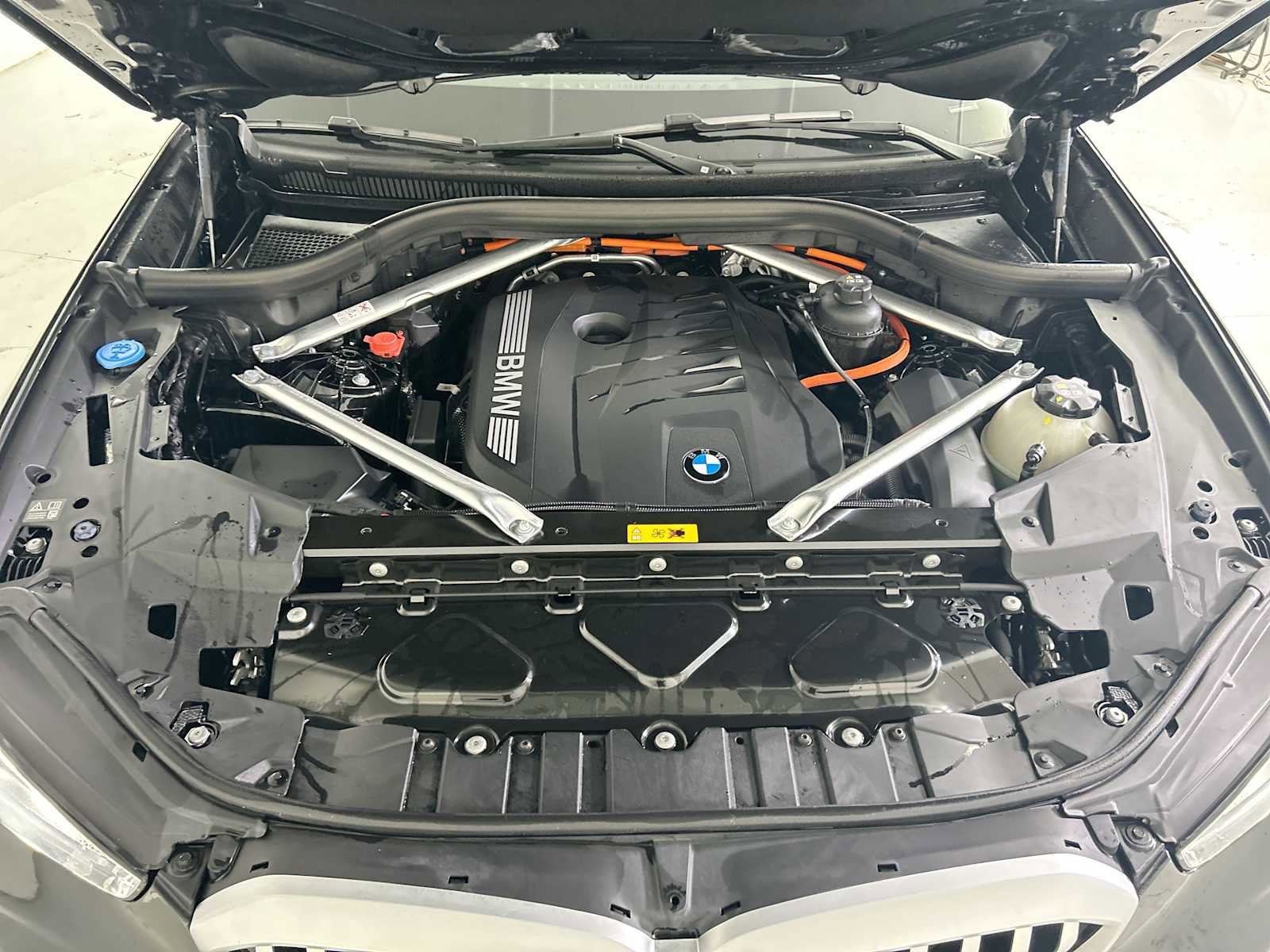 Used 2025 BMW X5 xDrive50e image 18