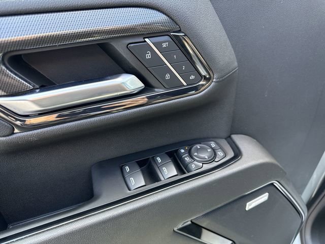 Used 2024 GMC Sierra 2500 AT4 w/ AT4 Preferred Package image 13