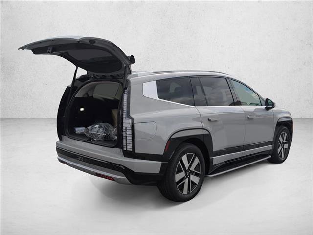 New 2026 Hyundai Ioniq 9 SEL image 2