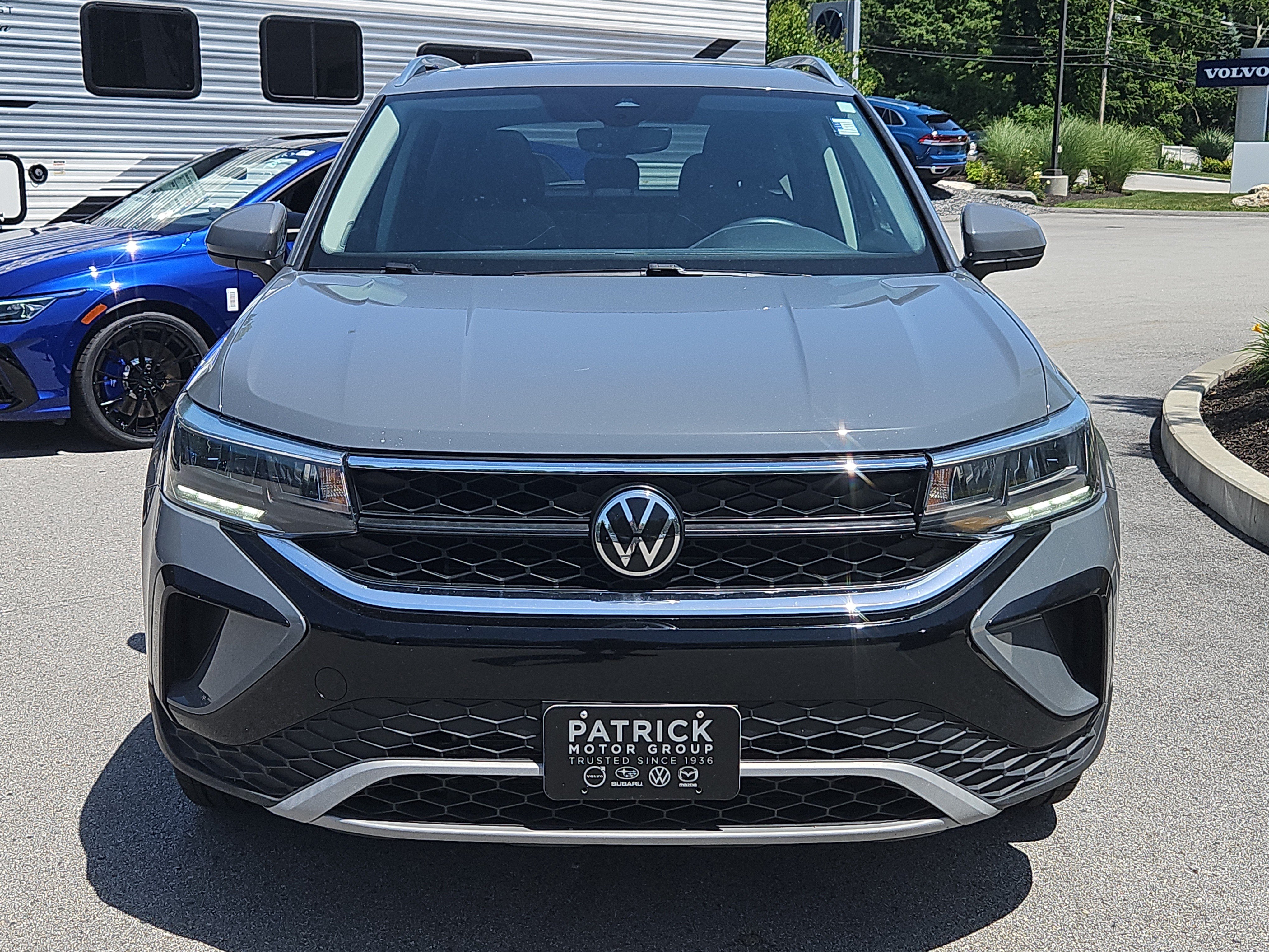 Certified 2023 Volkswagen Taos SE w/ Panoramic Sunroof Package AWD/4WD image 23