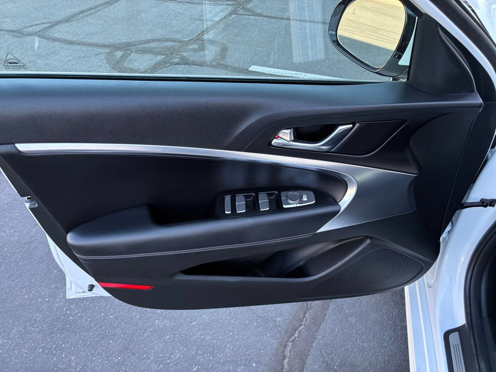 Used 2026 Genesis G70 2.5T RWD image 18