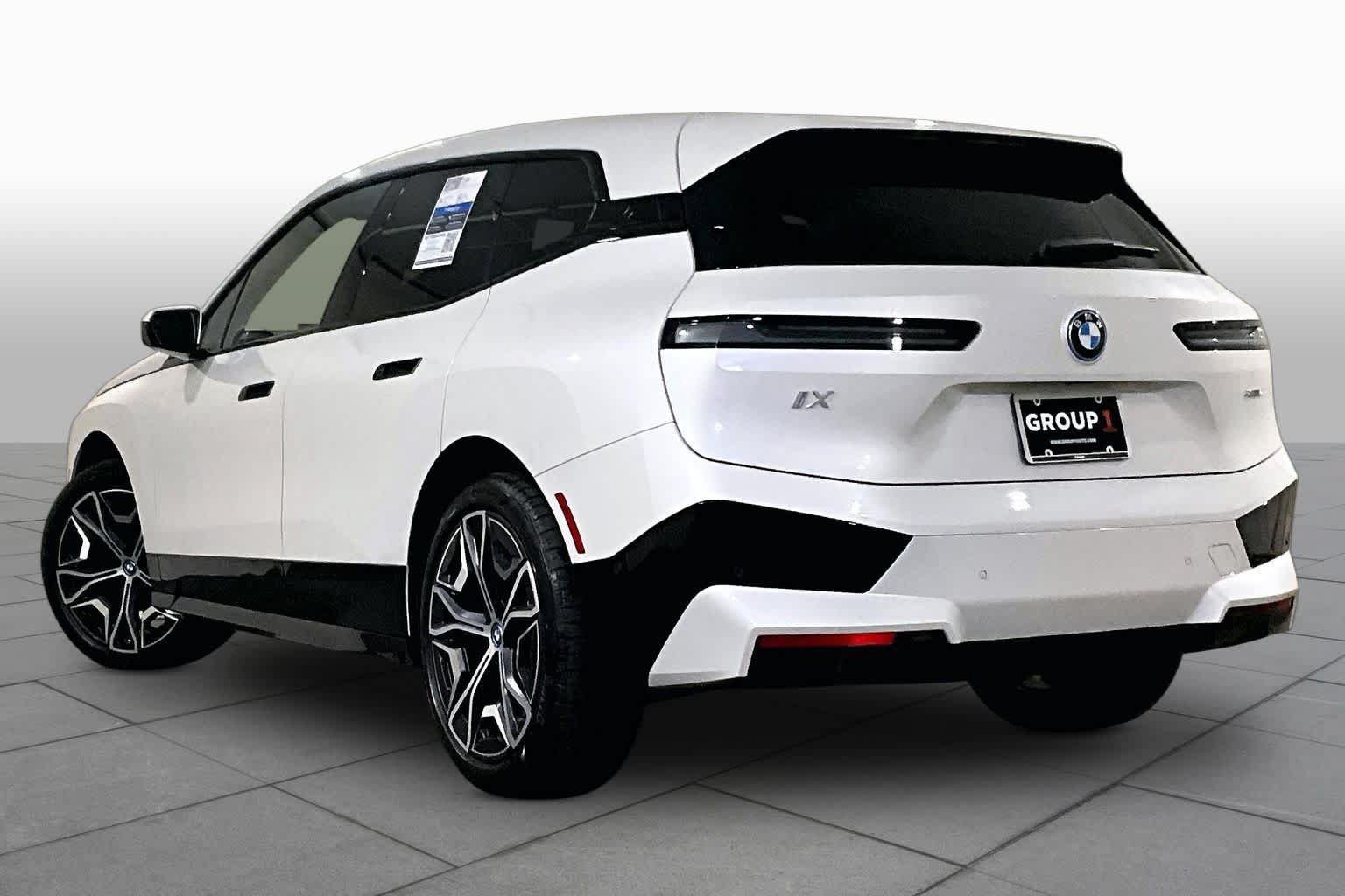 Certified 2025 BMW iX xDrive50 AWD/4WD image 11