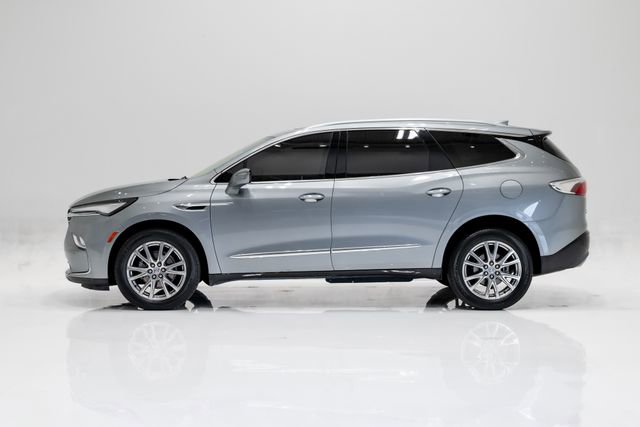 Used 2024 Buick Enclave Essence w/ Experience Buick Package image 32