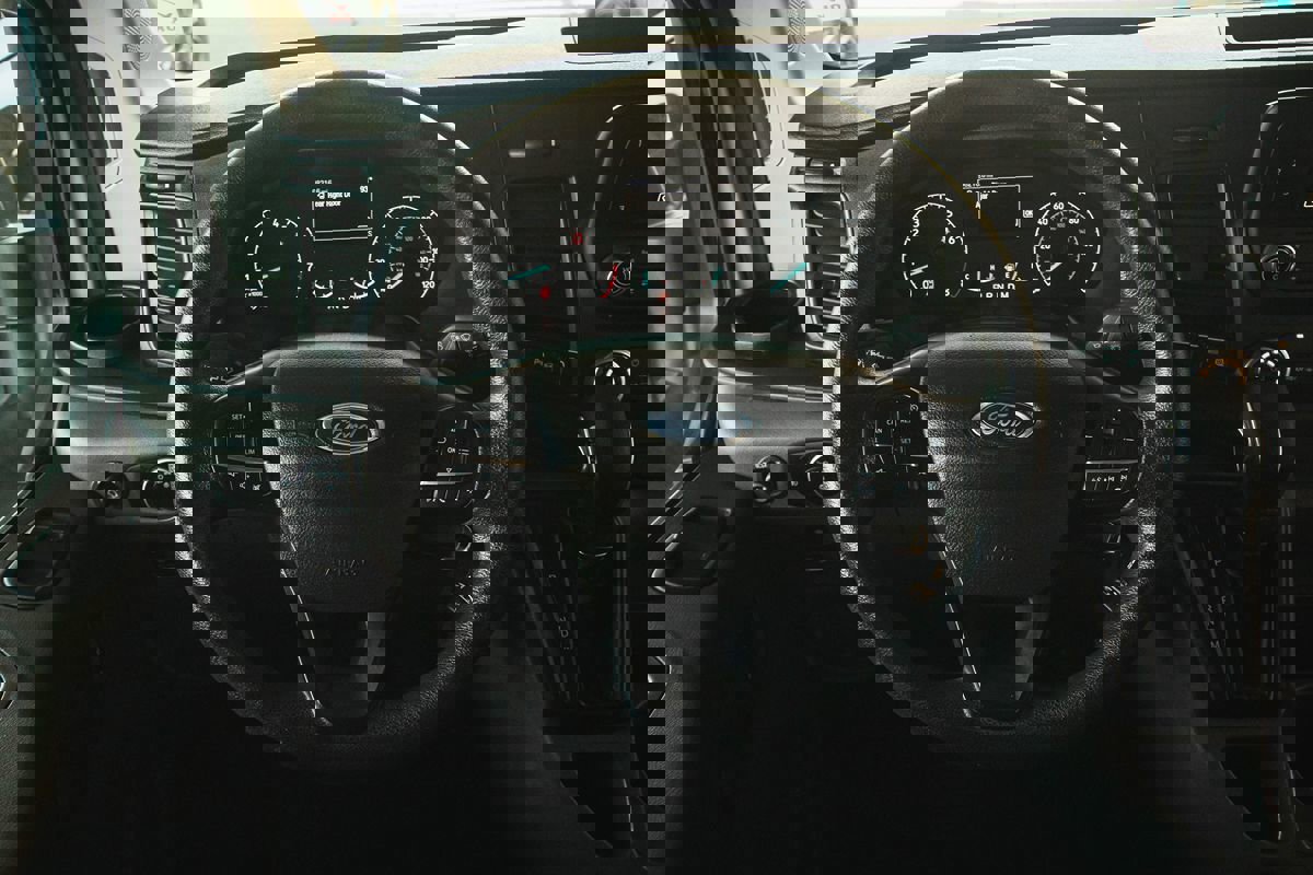 Used 2021 Ford Transit 350 XLT image 14