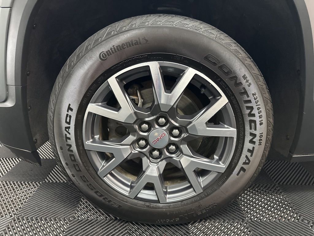 Used 2023 GMC Acadia SLT image 41