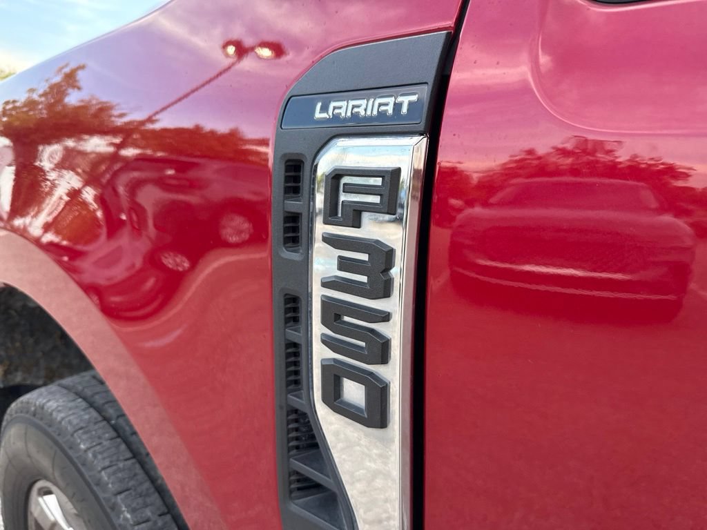 Used 2023 Ford F350 Lariat w/ Lariat Ultimate Package AWD/4WD image 7