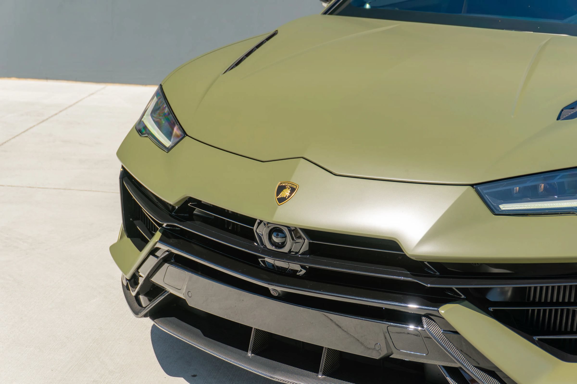 Used 2024 Lamborghini Urus Performante AWD/4WD image 24
