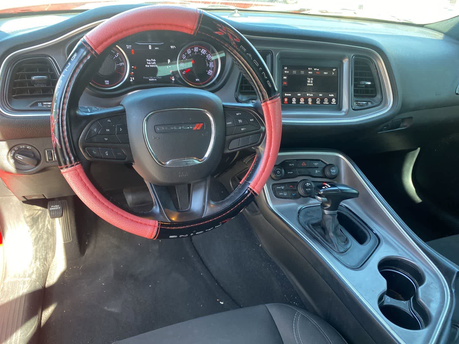 Used 2022 Dodge Challenger SXT RWD image 10