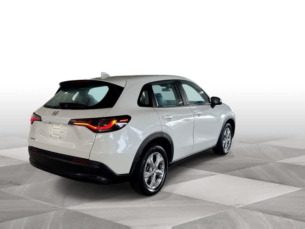Used 2025 Honda HR-V LX image 8