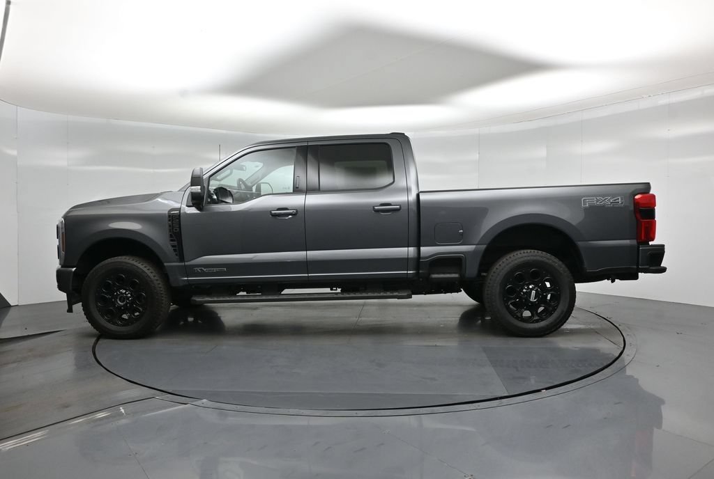 New 2026 Ford F250 Lariat w/ Black Appearance Package AWD/4WD image 28