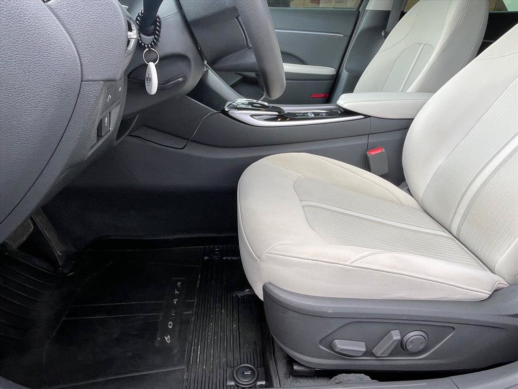 Used 2023 Hyundai Sonata SEL FWD image 22
