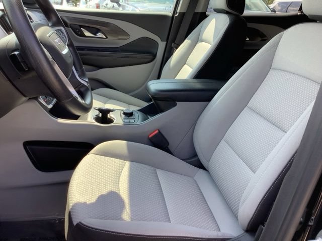 Used 2023 GMC Terrain SLE w/ Driver Convenience Package AWD/4WD image 16