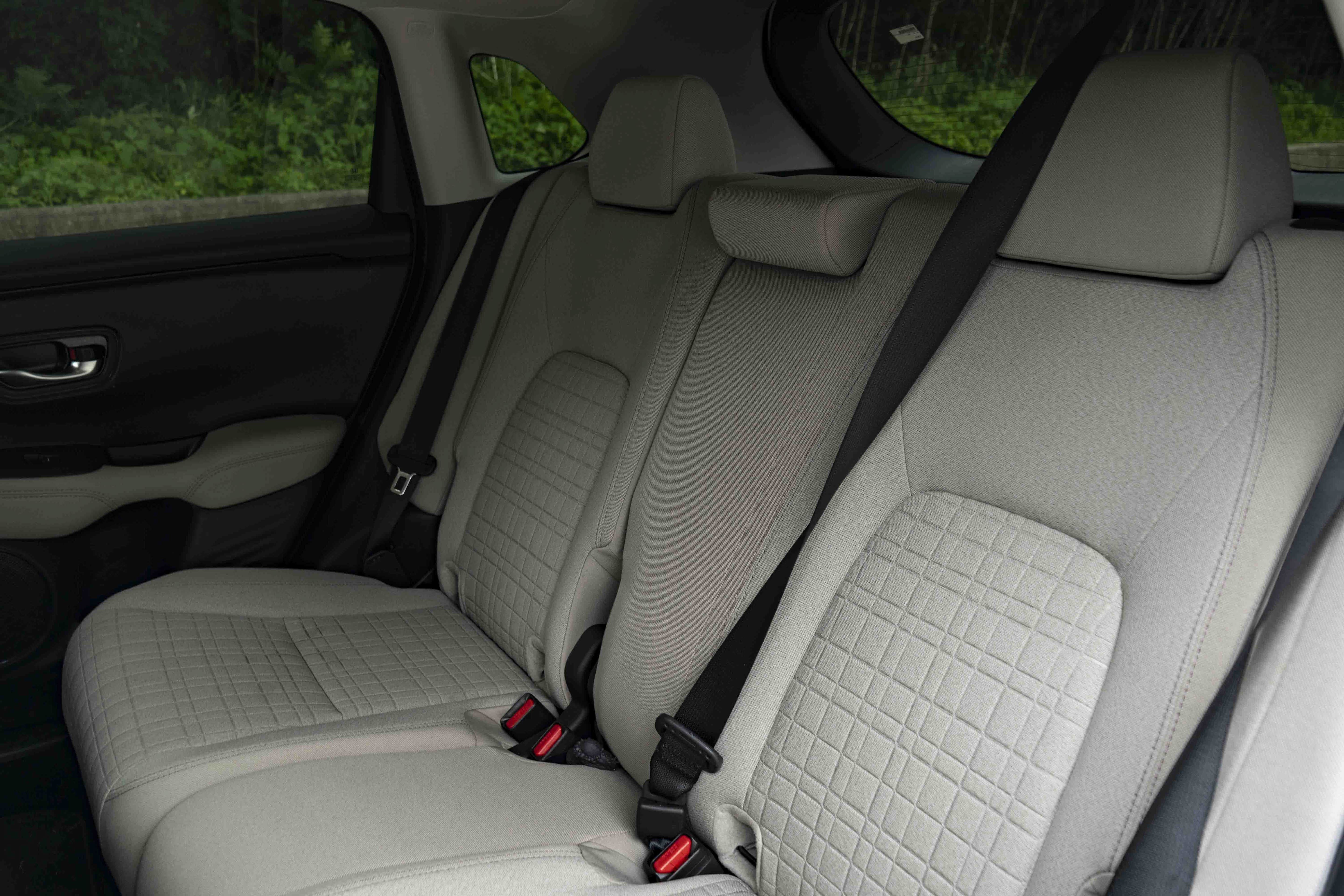 Certified 2026 Honda HR-V LX image 17