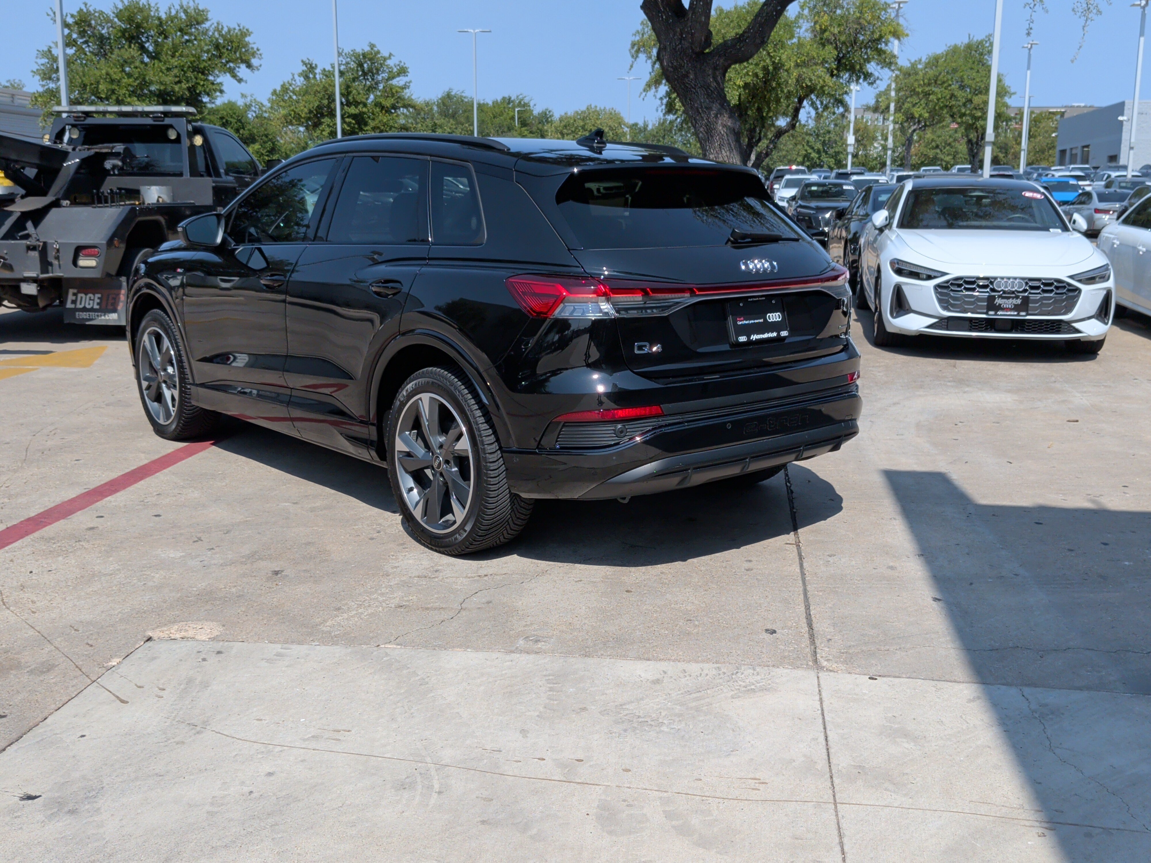 Certified 2023 Audi Q4 e-tron Premium Plus w/ Premium Plus AWD/4WD image 8