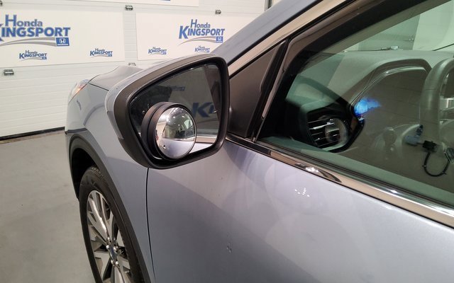 Used 2022 Ford Escape Titanium w/ Class II Trailer Tow Package image 17