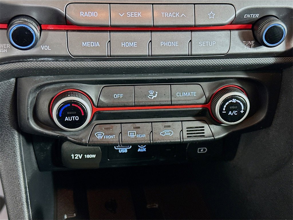 Used 2020 Hyundai Veloster 2.0 Premium image 15