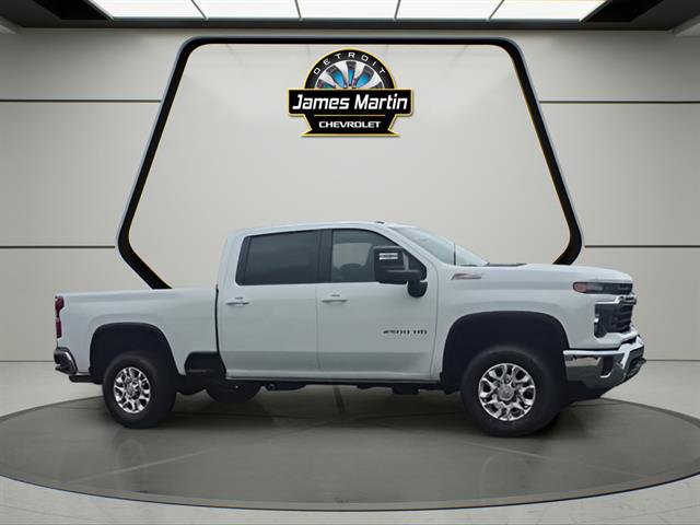 Certified 2024 Chevrolet Silverado 2500 LT w/ Convenience Package image 8