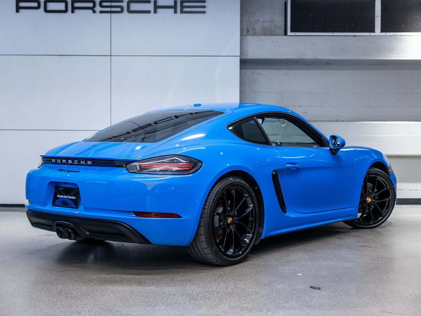 Certified 2024 Porsche 718 Cayman w/ Premium Package RWD image 23