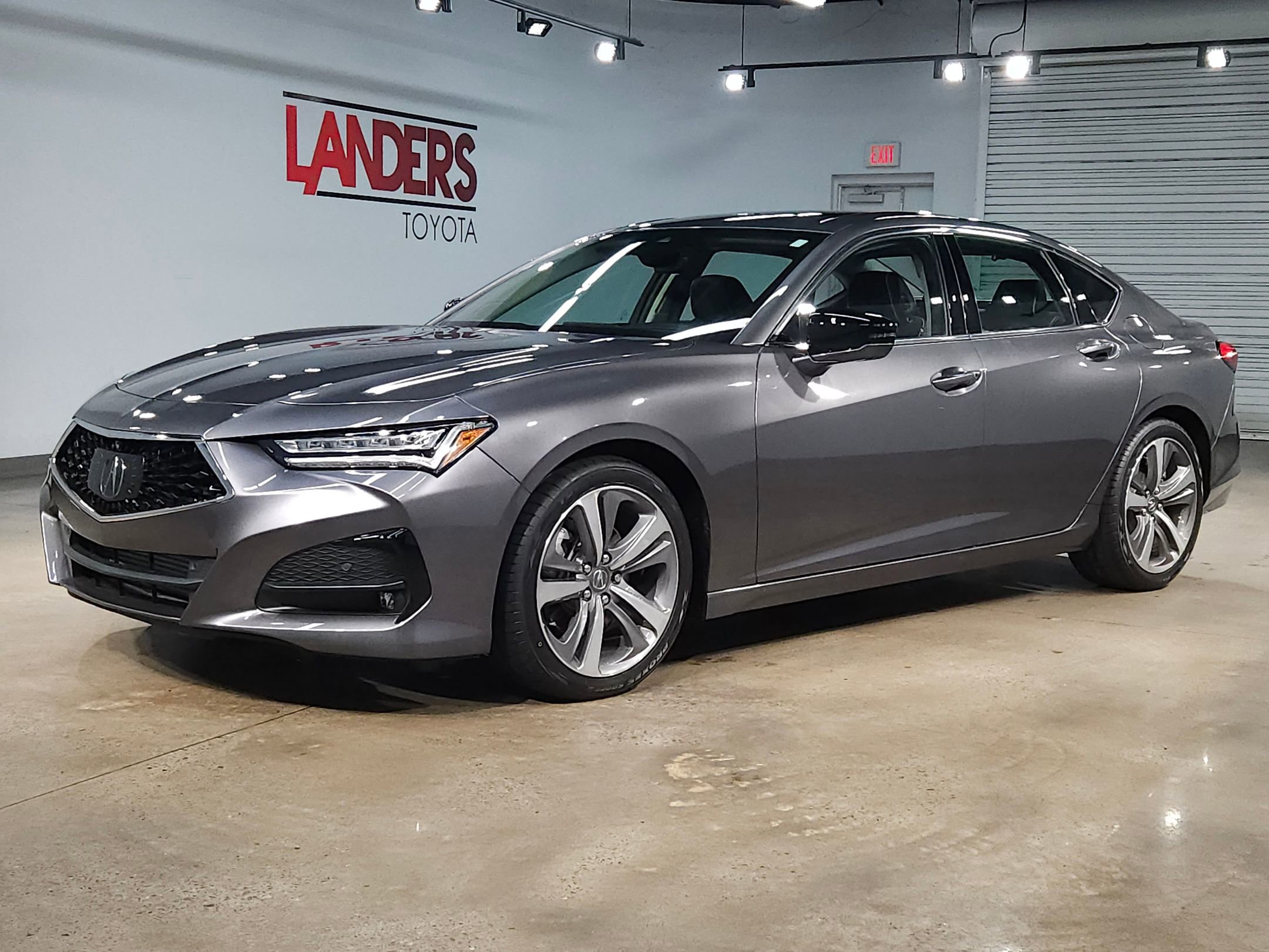 Used 2021 Acura TLX w/ Advance Package image 3