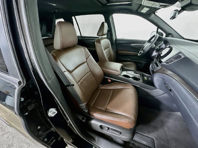 Certified 2024 Honda Passport EX-L image 7