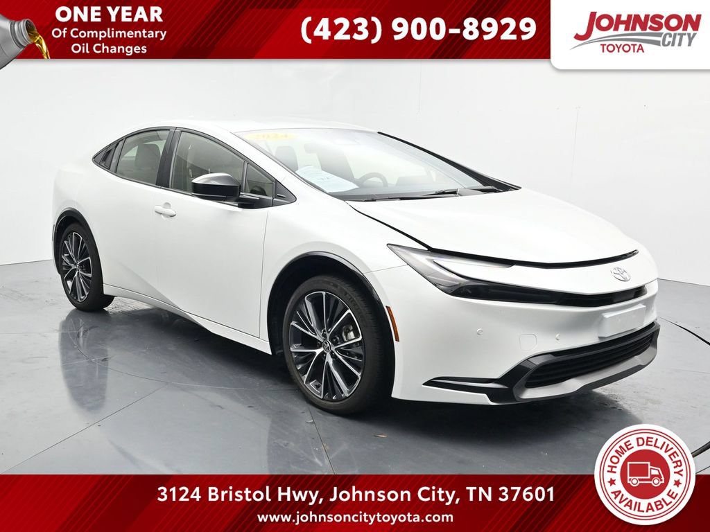 Used 2024 Toyota Prius XLE FWD image 1