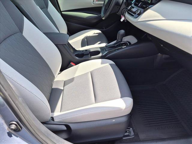 Used 2024 Toyota Corolla LE FWD image 19