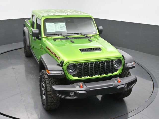 Used 2025 Jeep Gladiator Mojave w/ Safety Group image 45