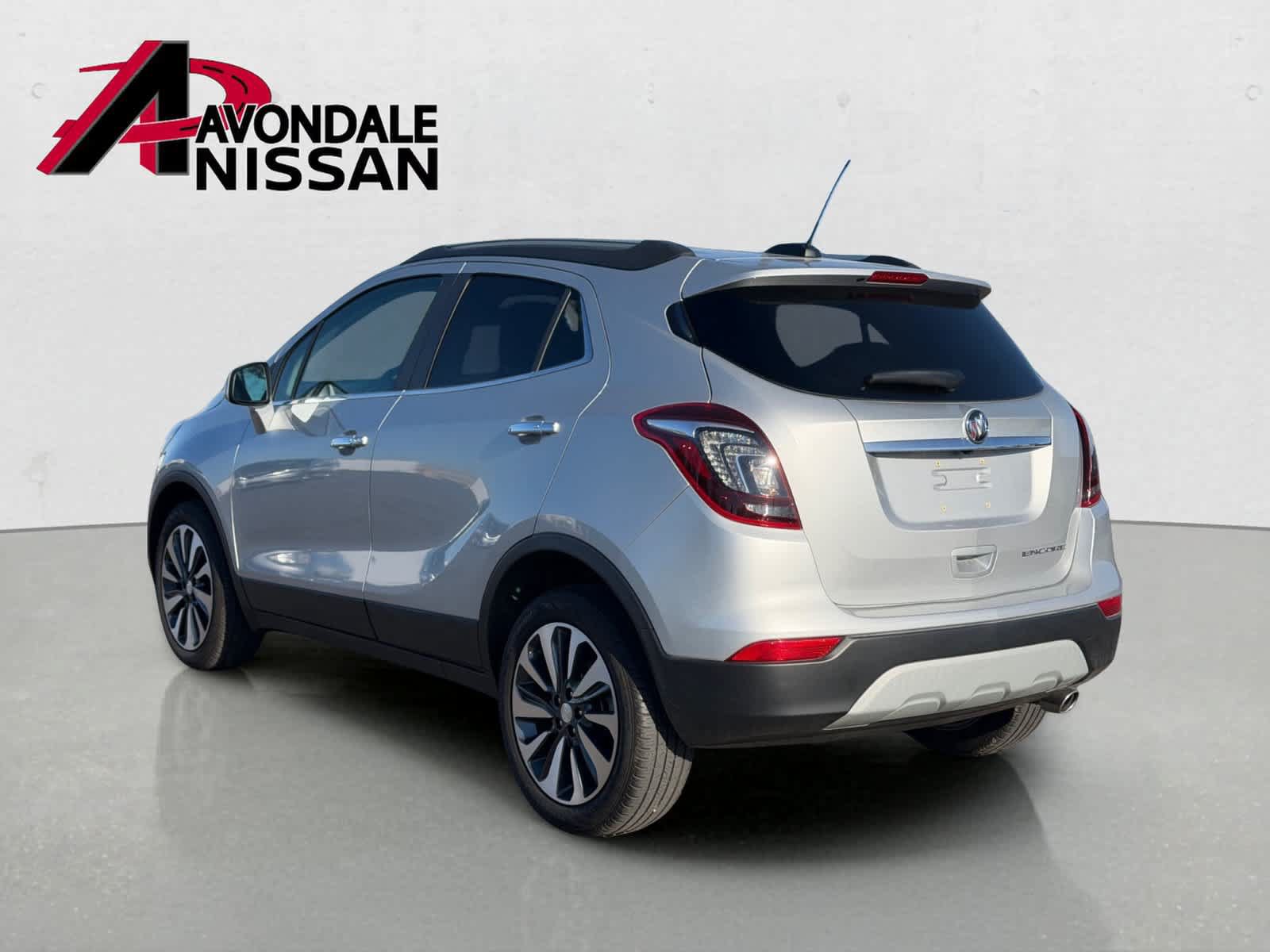 Used 2022 Buick Encore Preferred w/ Safety Package FWD image 2