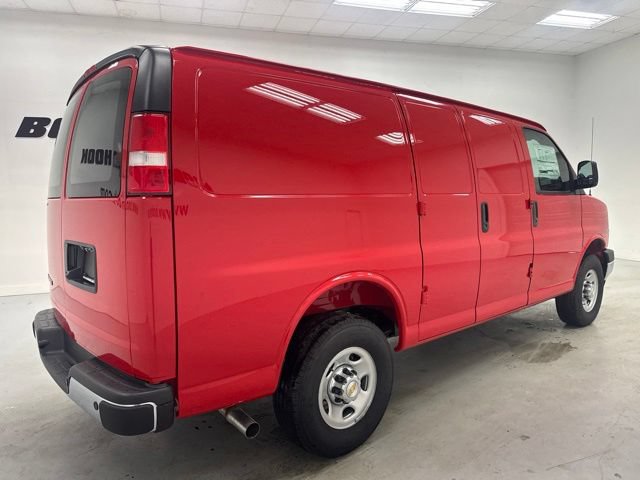 New 2026 Chevrolet Express 3500 w/ Driver Convenience Package RWD image 5