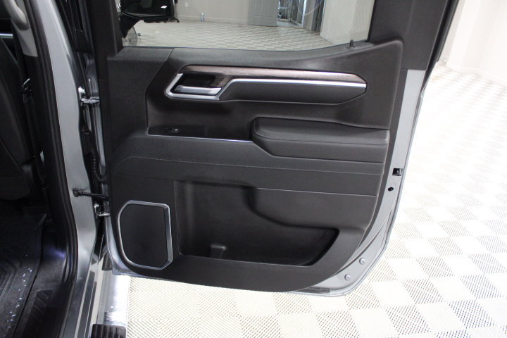 Used 2026 Chevrolet Silverado 1500 LTZ AWD/4WD image 28