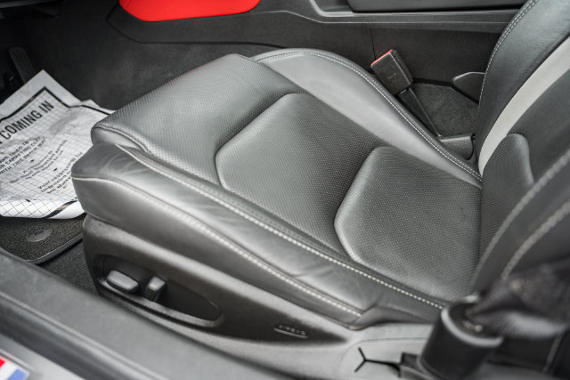 Used 2018 Chevrolet Camaro SS RWD image 41