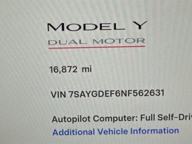 Used 2022 Tesla Model Y Performance image 16