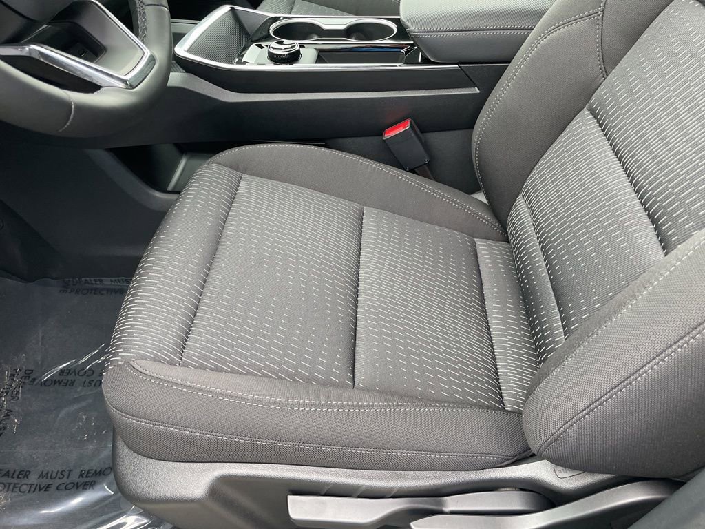 New 2026 Chevrolet Equinox LT w/ Safety and Technology Package image 17