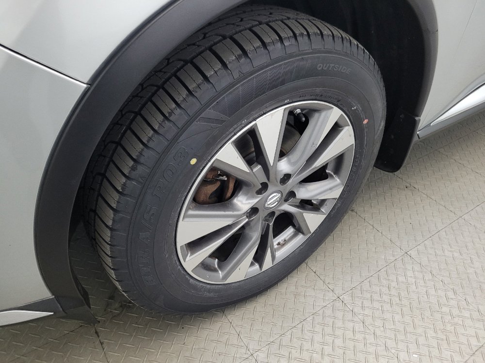 Used 2015 Nissan Murano S w/ Navigation Package AWD/4WD image 31