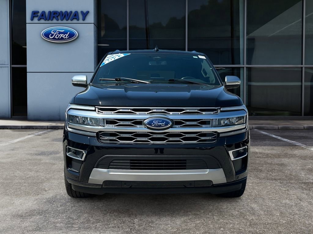 Used 2023 Ford Expedition Max Platinum RWD image 3