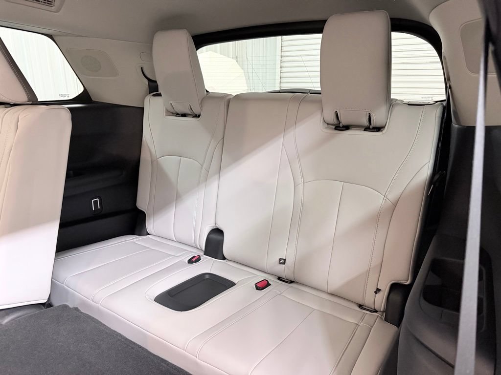 New 2027 INFINITI QX60 Luxe FWD image 30