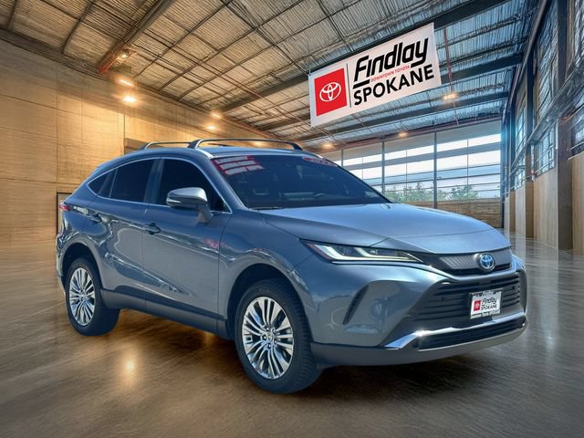 Certified 2022 Toyota Venza XLE AWD/4WD image 2
