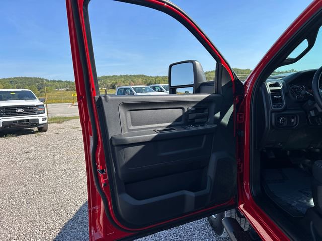 New 2026 RAM 3500 Tradesman image 31