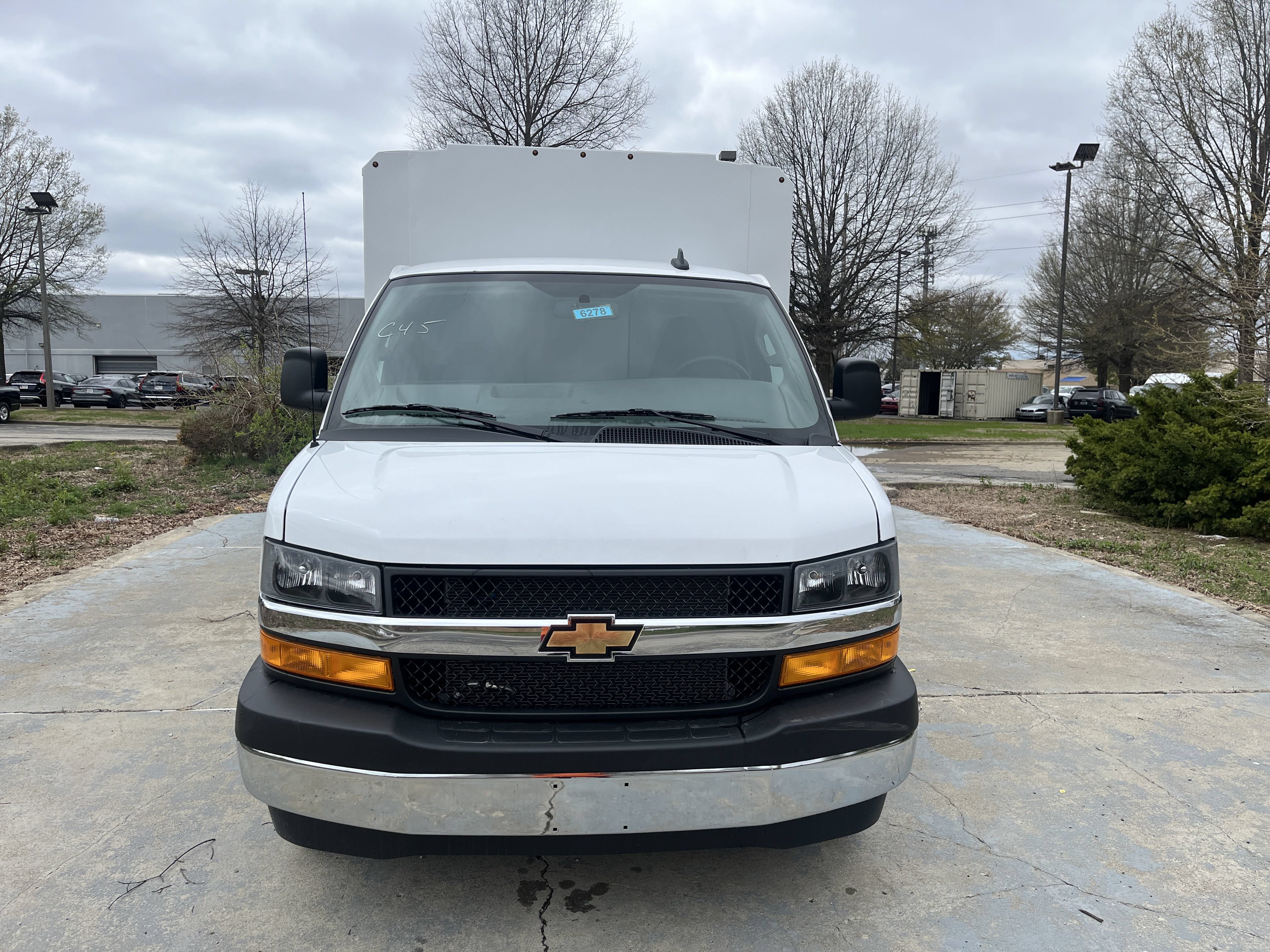 New 2025 Chevrolet Express 3500 w/ Power Convenience Package RWD image 3