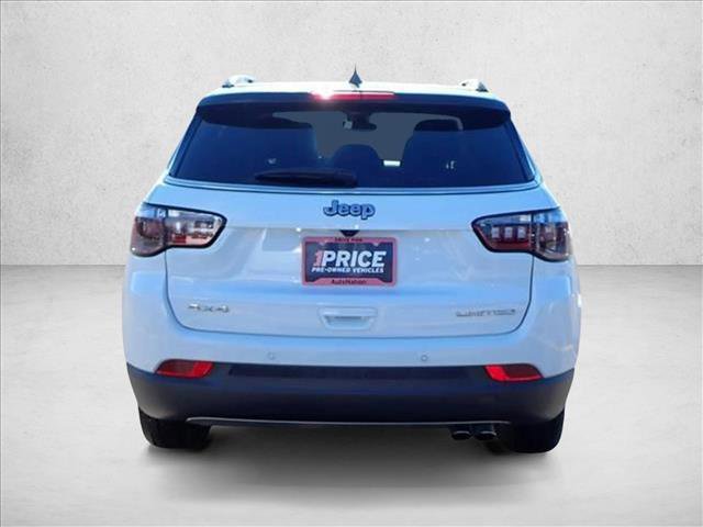 Used 2022 Jeep Compass Limited image 3