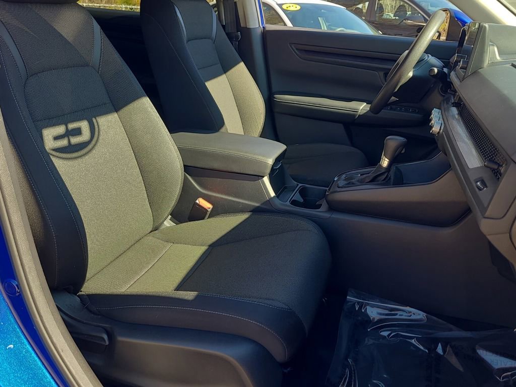 Used 2025 Honda CR-V LX image 18