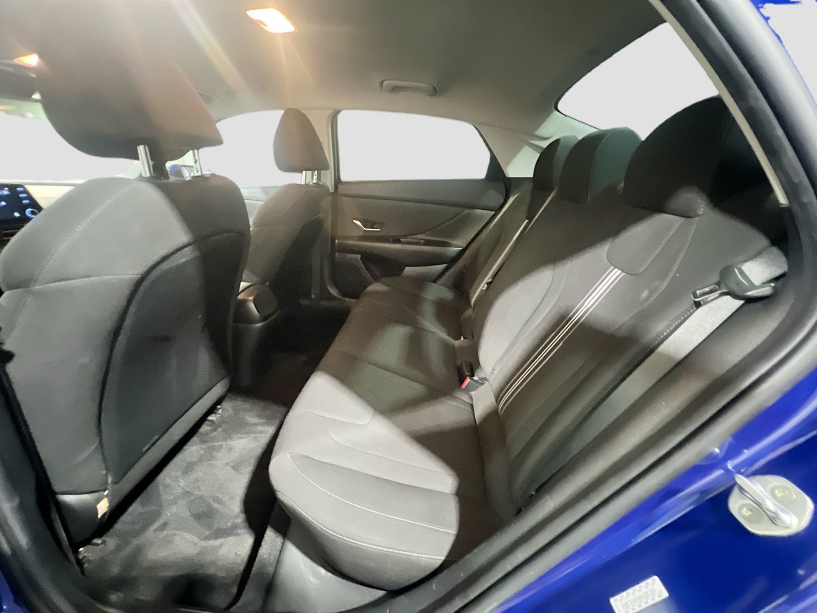 Used 2021 Hyundai Elantra SEL w/ Convenience Package FWD image 16