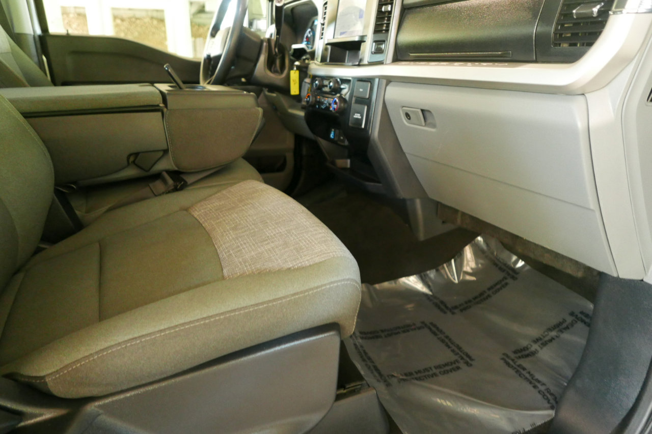 Used 2024 Ford F350 XLT image 11
