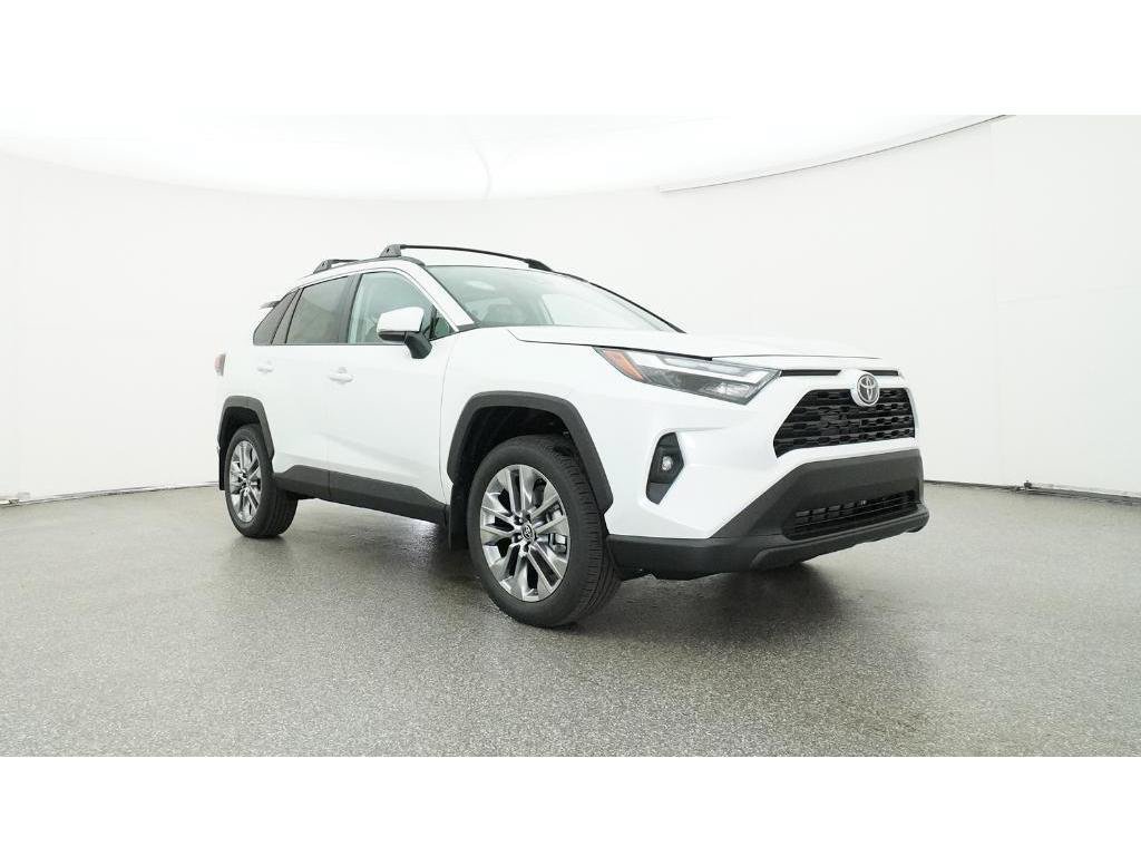 Used 2025 Toyota RAV4 XLE Premium FWD image 35