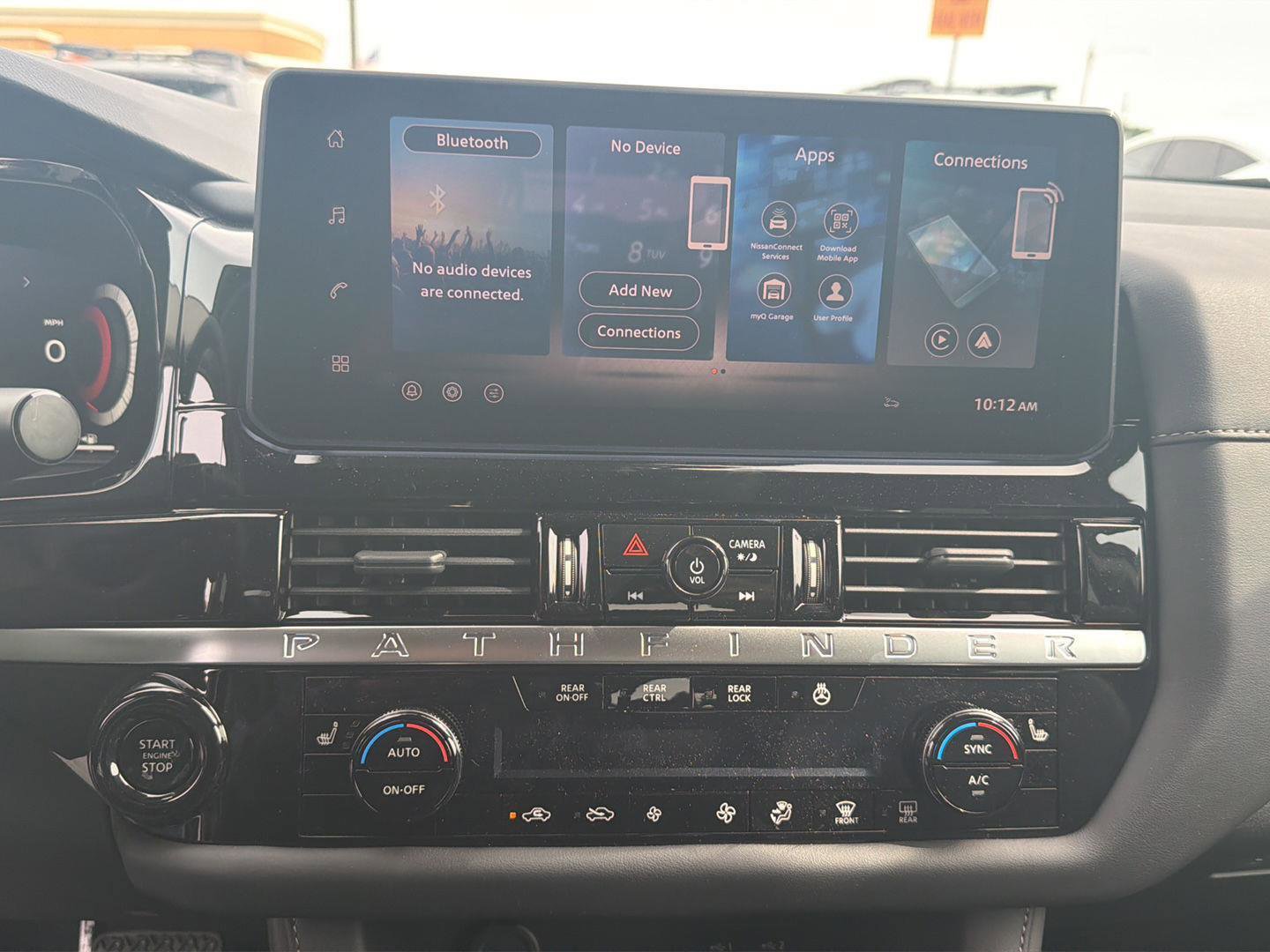 New 2026 Nissan Pathfinder SL FWD image 18
