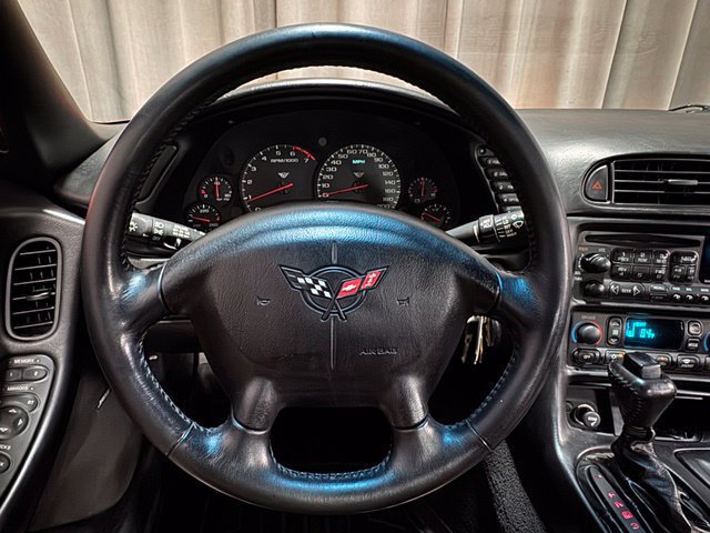 Used 1998 Chevrolet Corvette Convertible w/ Memory Pkg RWD image 18