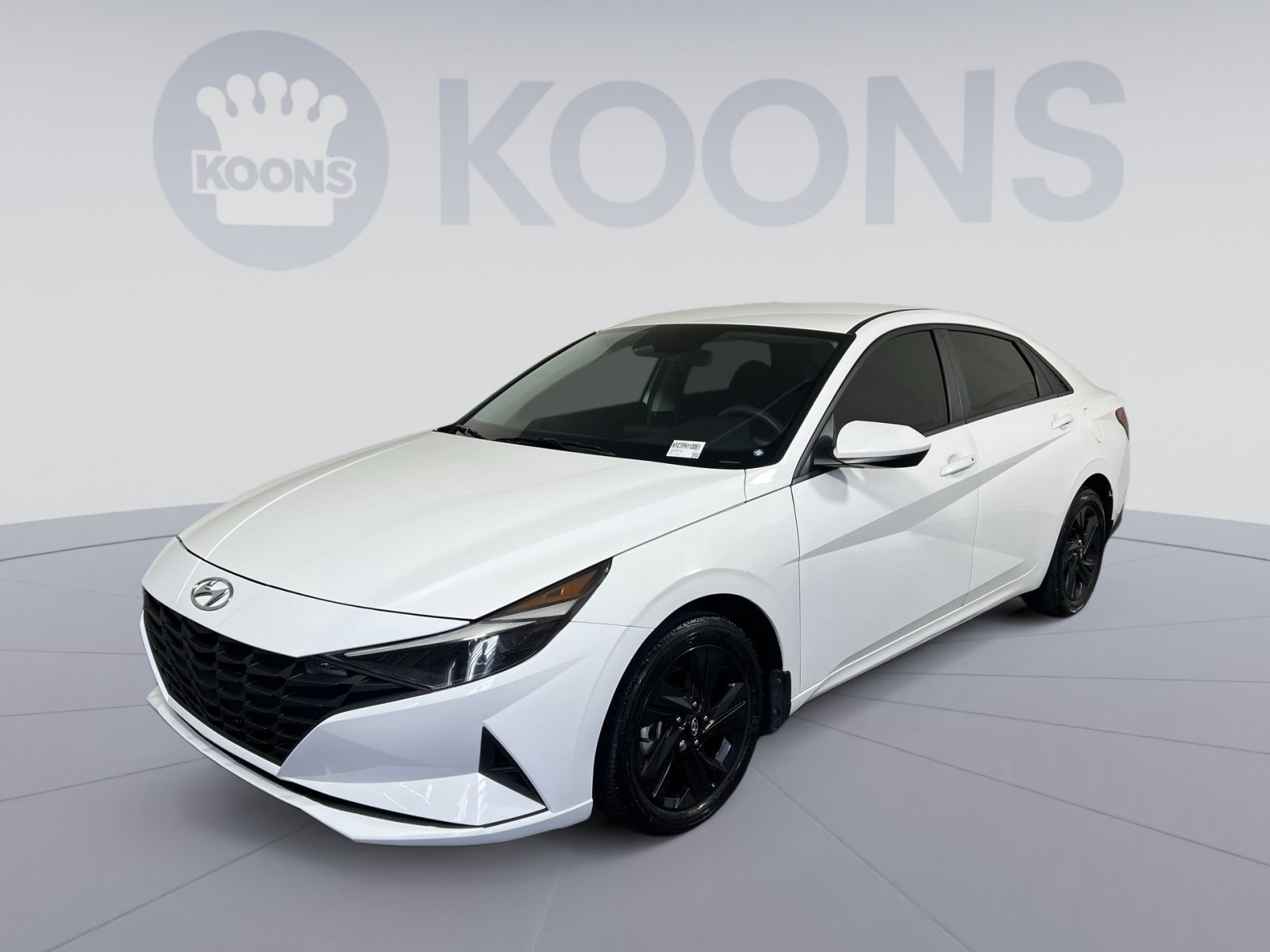 Used 2023 Hyundai Elantra SEL FWD image 5