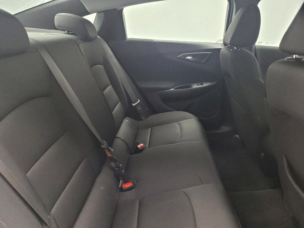 Used 2025 Chevrolet Malibu LS FWD image 19