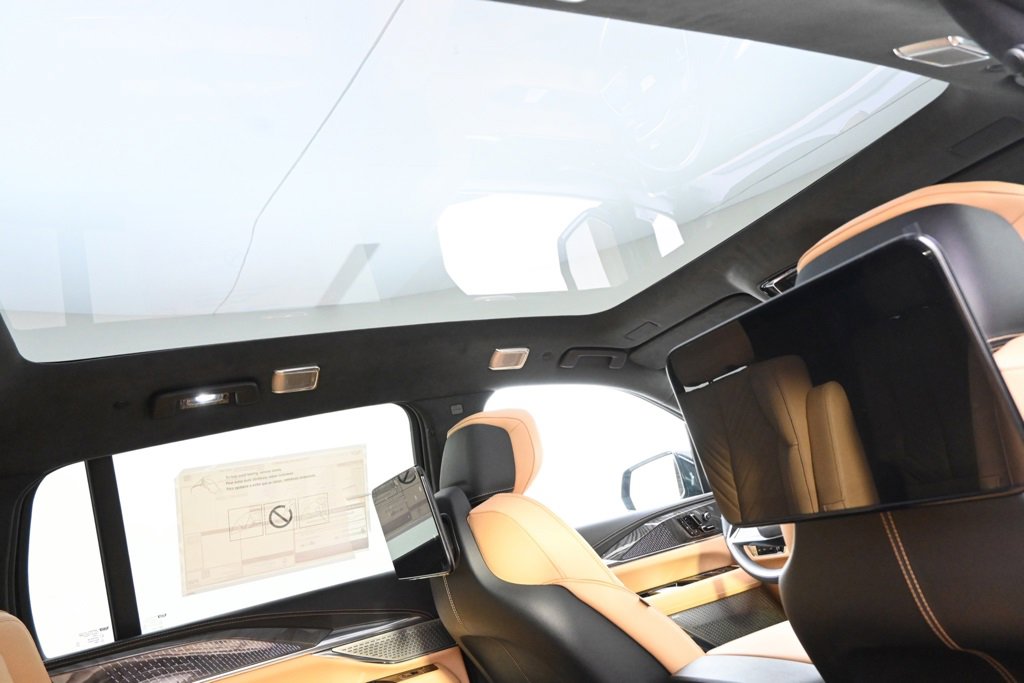 New 2025 Cadillac Escalade IQ Luxury 2 image 17