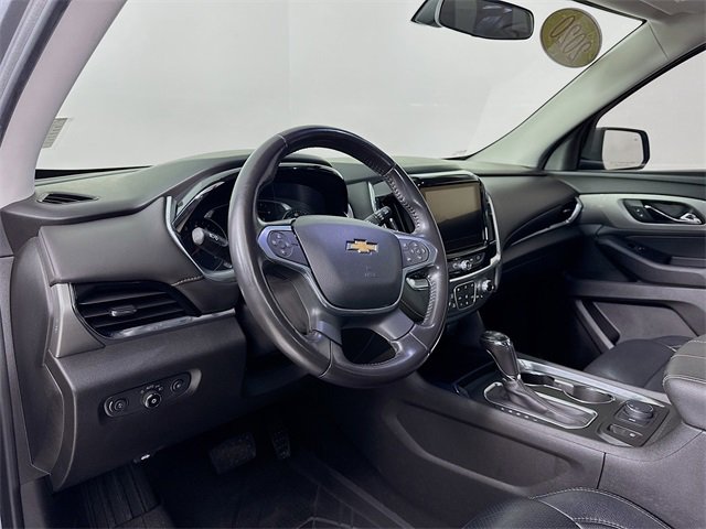 Used 2020 Chevrolet Traverse LT image 9